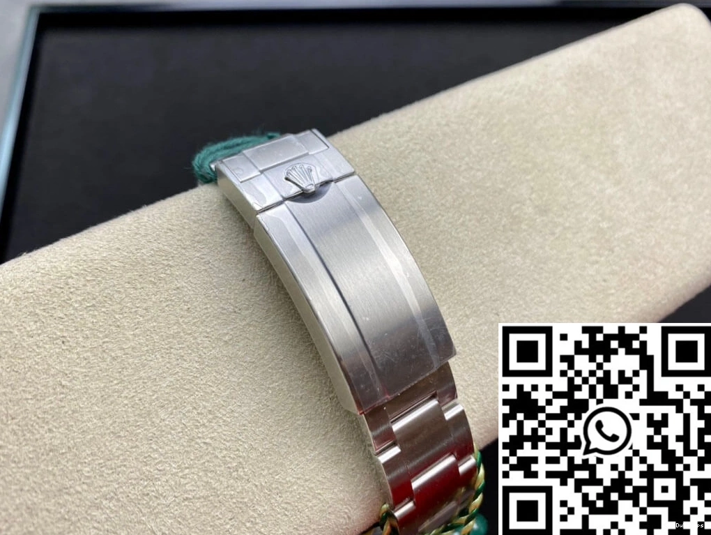 Green Rolex Factory Submariner M126610LV-0002 Bezel VS 1030